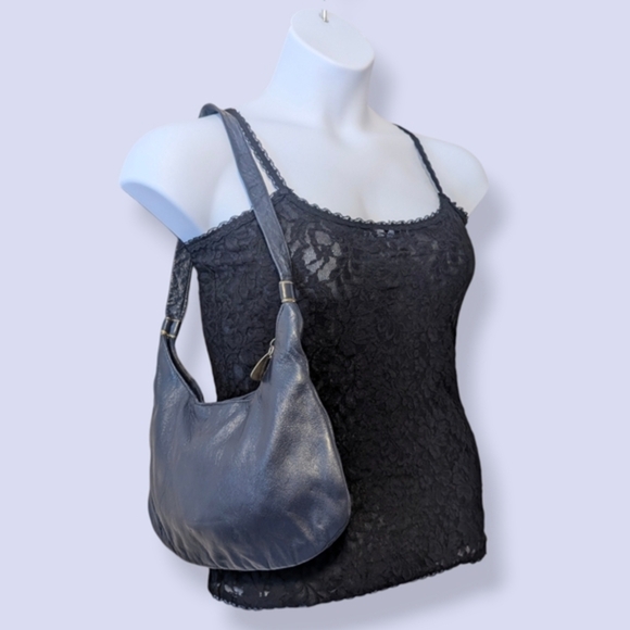 Vintage Navy Leather Shoulder Purse - Picture 1 of 5